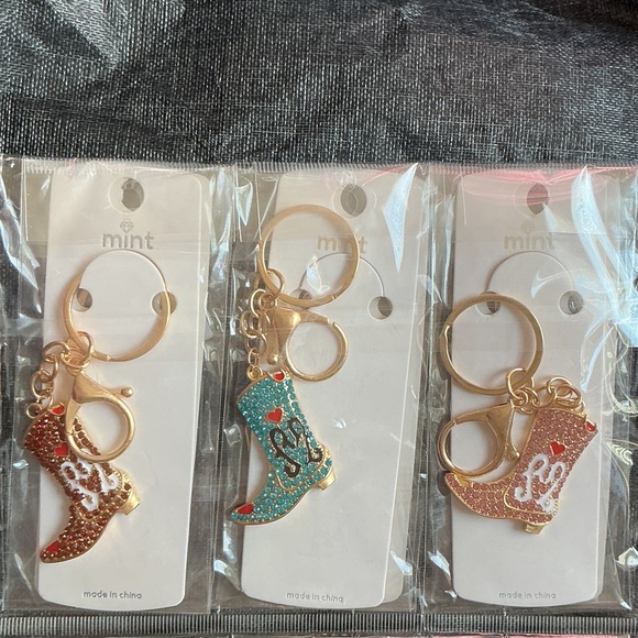Colorful Boot Keychains trio - Picture 2 of 5